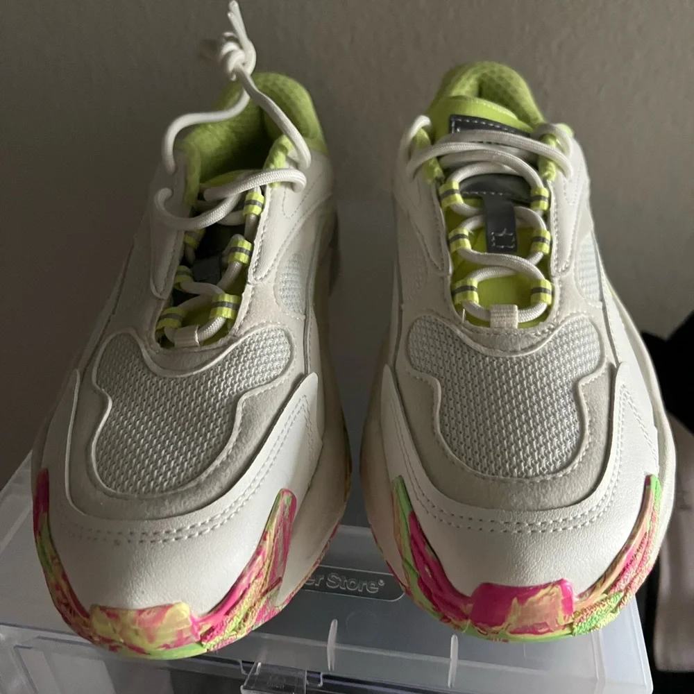 PUMA xFree People Hedra Chaos women’s size 7.5 worn once for photoshoot - Picture 4 of 6